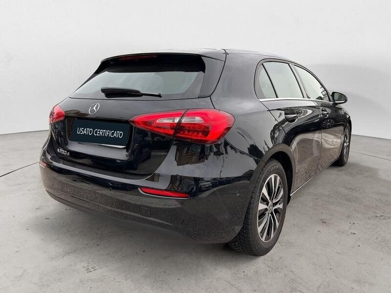 Mercedes-Benz Classe A 200 d 150 CV Automatica NAVI Business