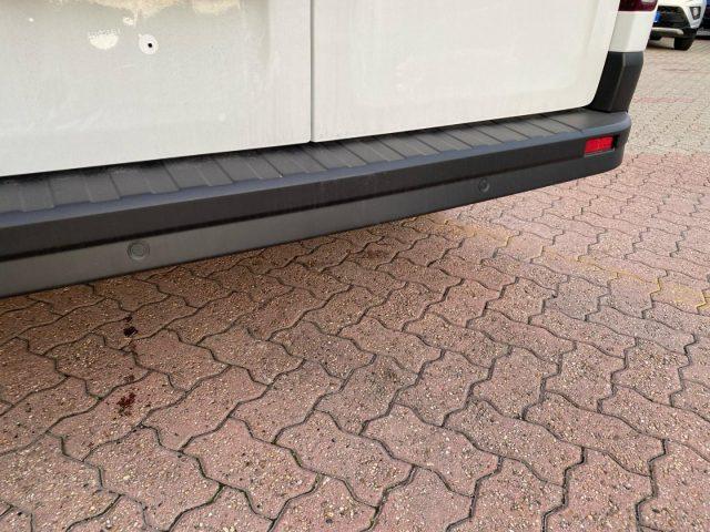 RENAULT Trafic BluedCi 150CV PL Equilibre 9 POSTI