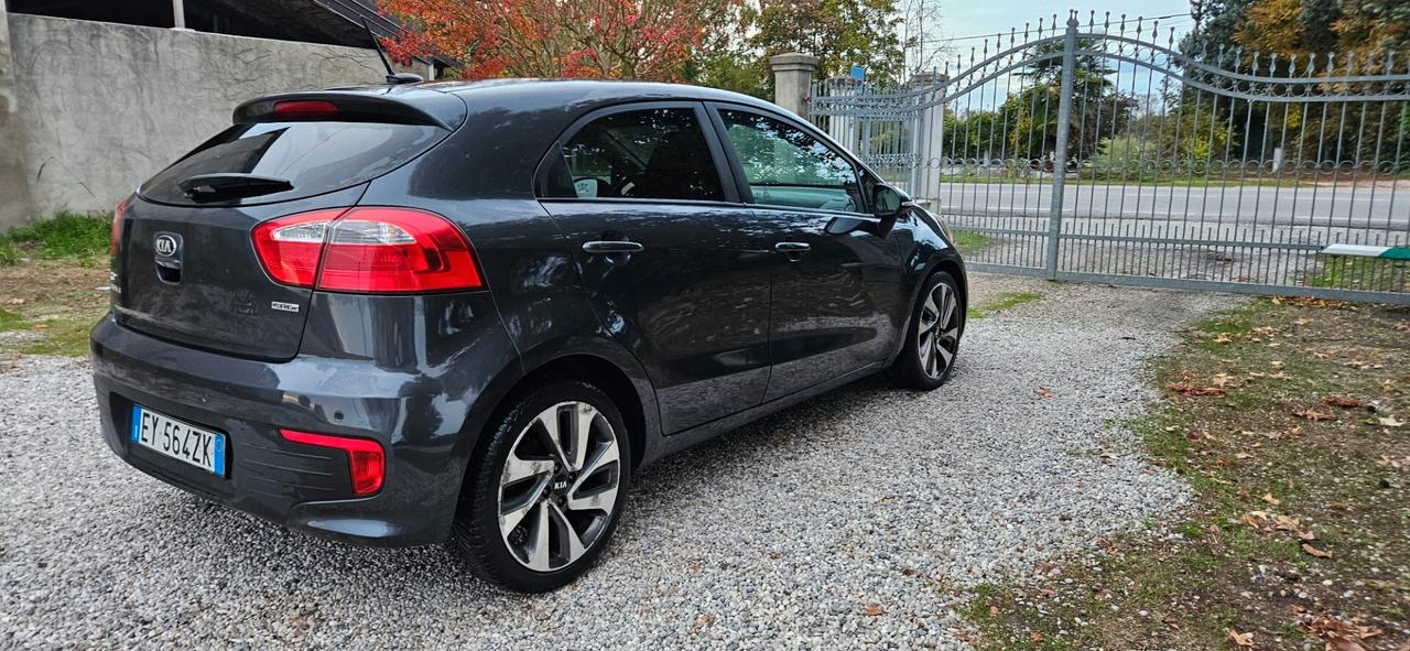 Kia Rio 1.1 CRDi 5p. Cool