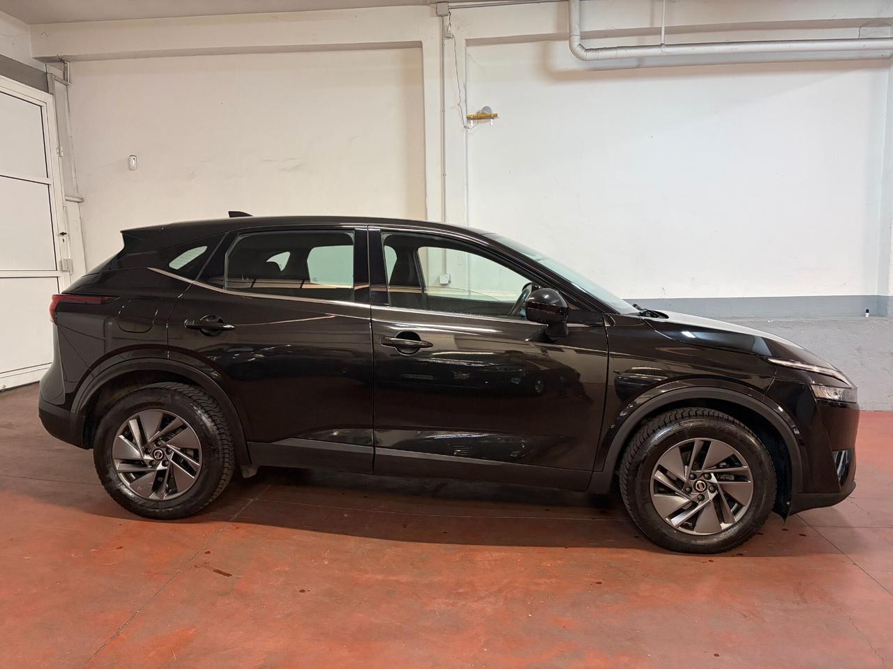 Nissan Qashqai MHEV 140 CV Business