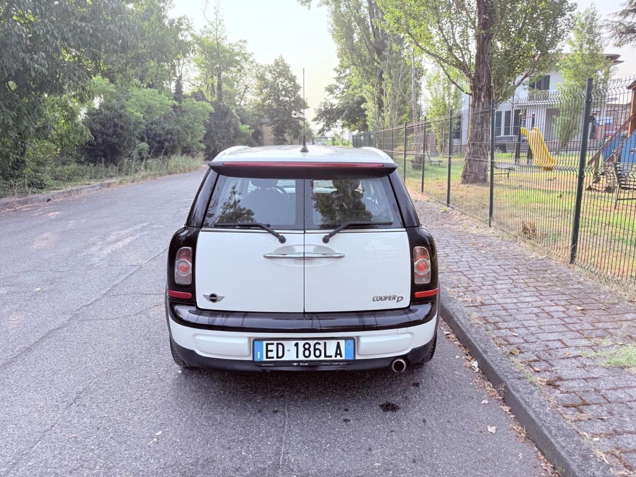 Mini Cooper D Clubman 1.6 DIESEL- 2010
