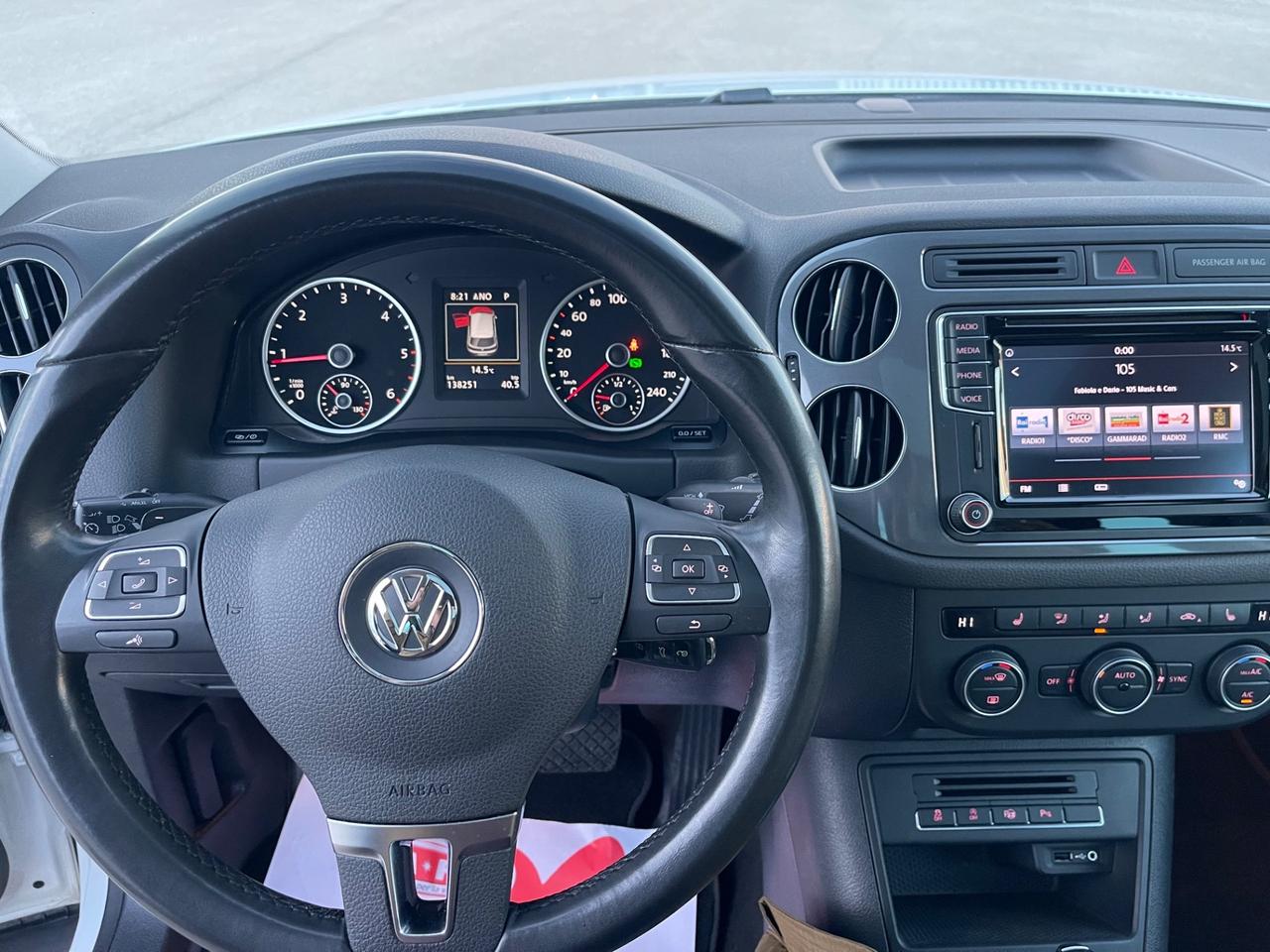 VOLKSWAGEN TIGUAN 2.0 TDI 150CV DSG 4M STRAFULL