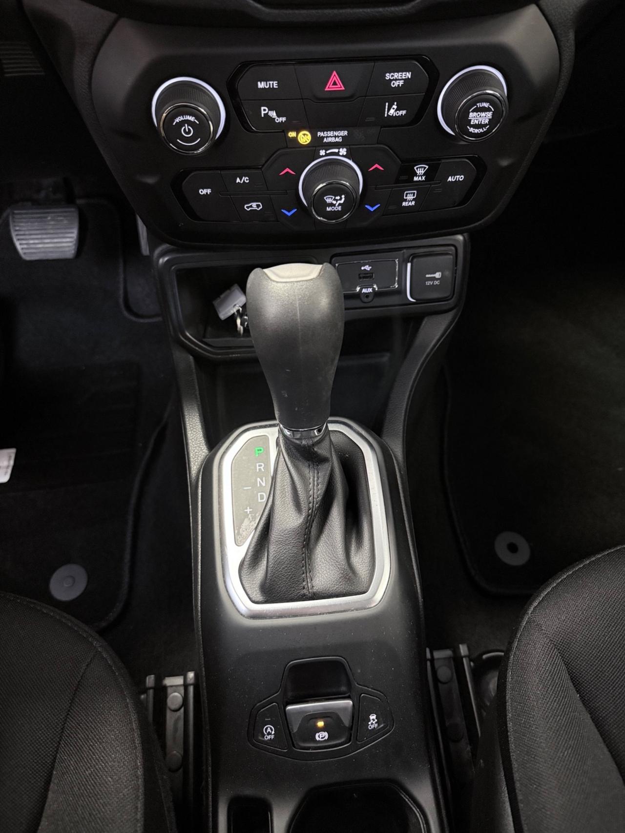 Jeep Renegade 1.6 Mjt DDCT 120 CV Longitude