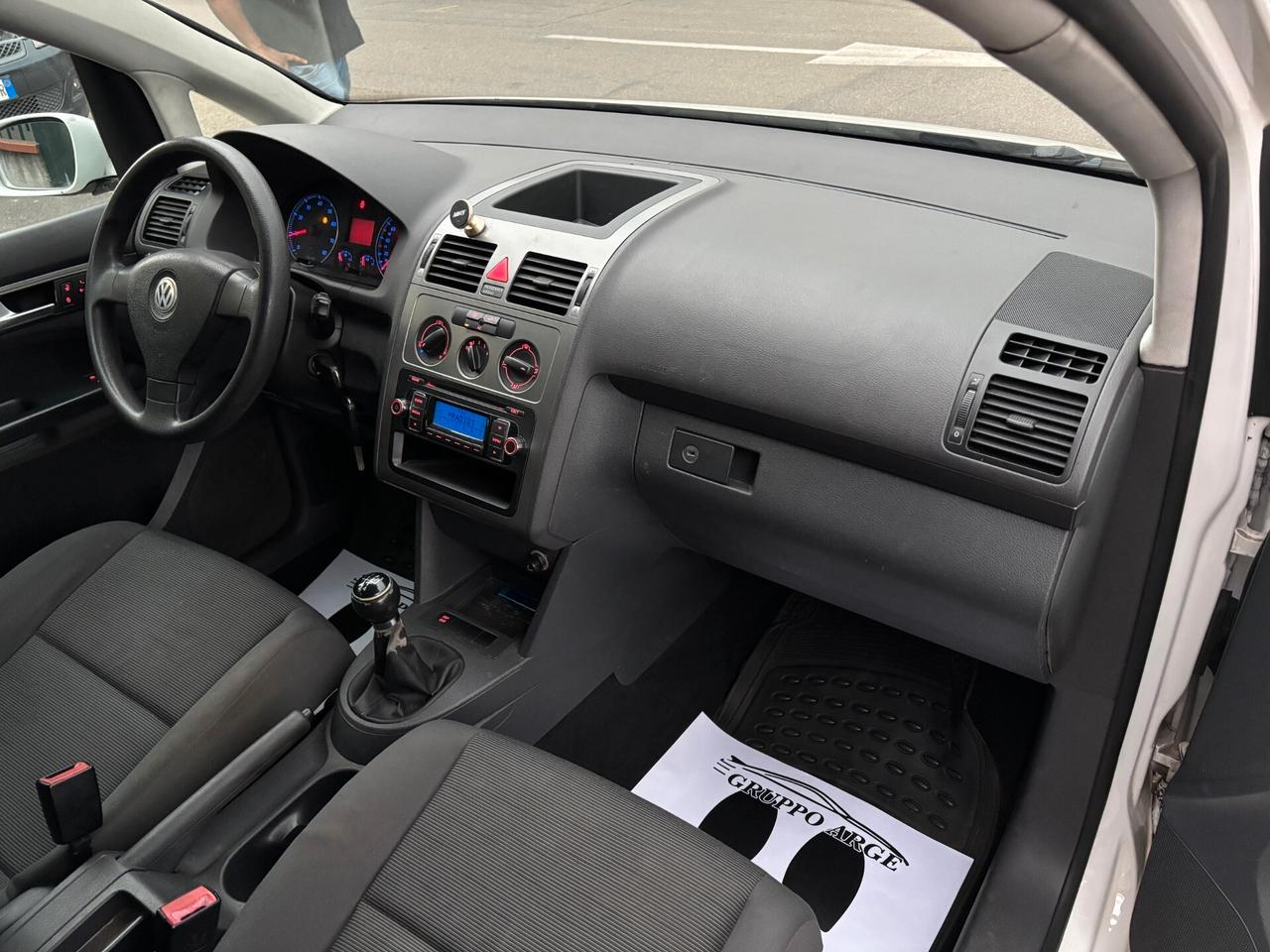 Volkswagen Touran 1.6 Trendline Bifuel G