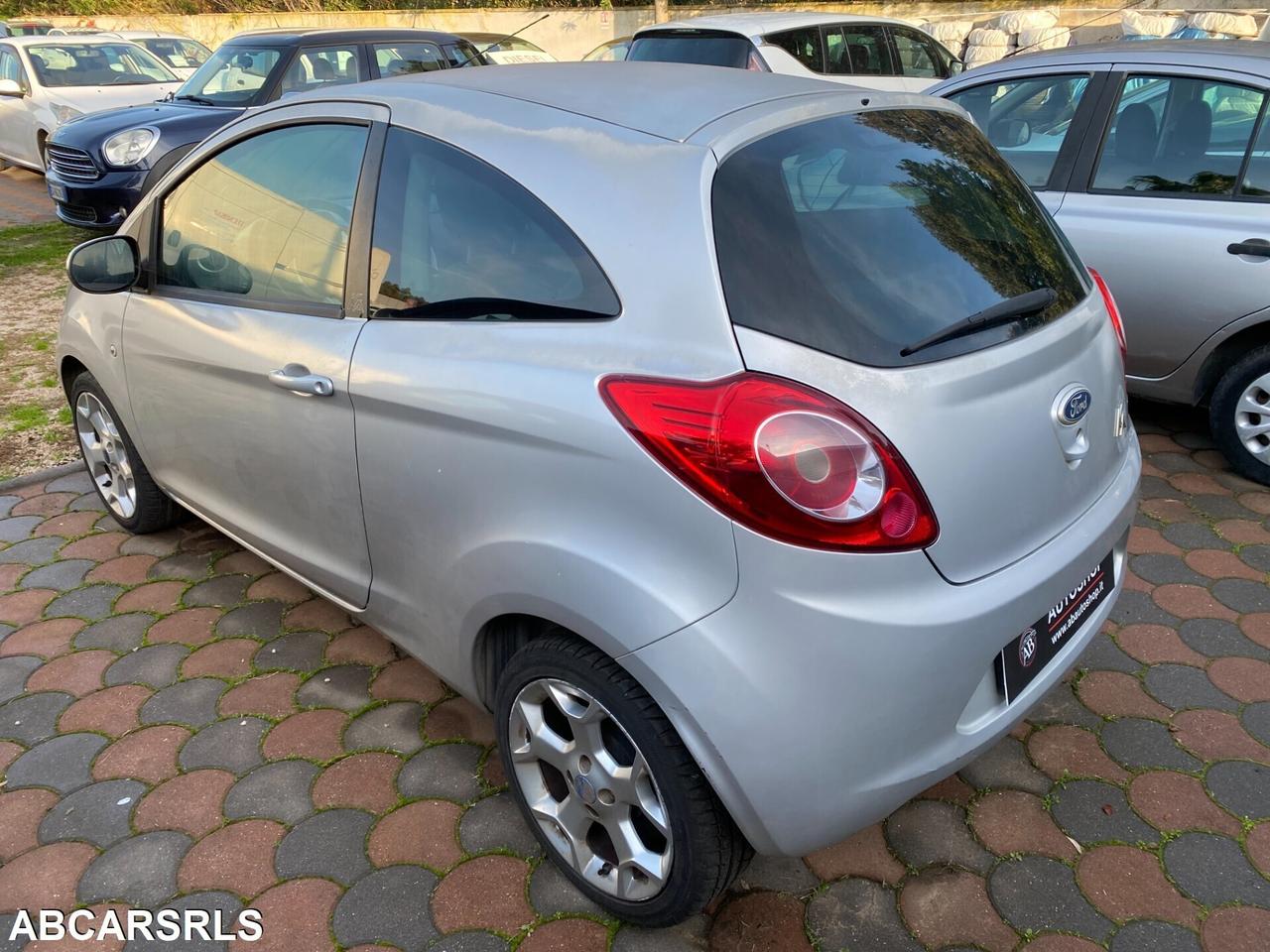 FORD - Ka - 1.2 8V 69CV Titanium - NEOPATENTATI -