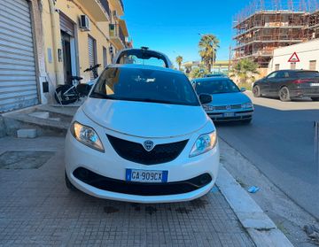 Lancia Ypsilon 1.2 69 CV 5 porte S&S Elefantino Blu