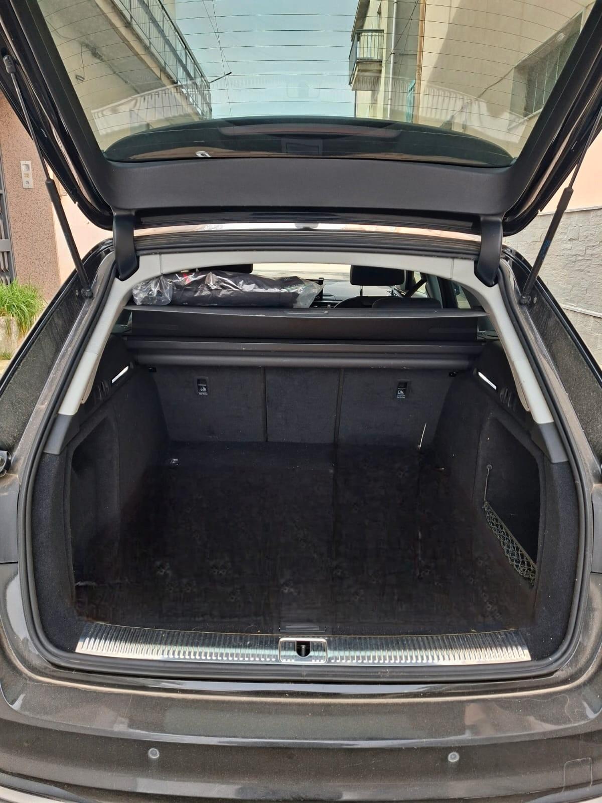 Audi A4 35 TDI/163 CV S tronic Business Advanced