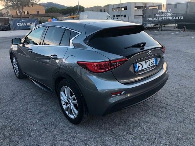 Infiniti Q30 1.5d DCT Bus Exe “ Conto Vendita”