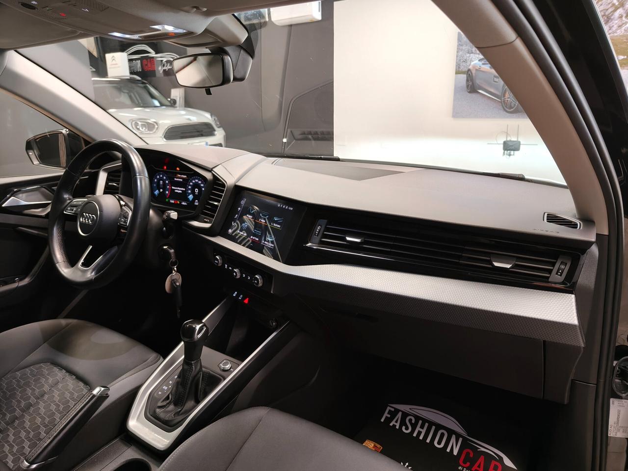 Audi A1 SPB 30 TFSI S tronic line edition