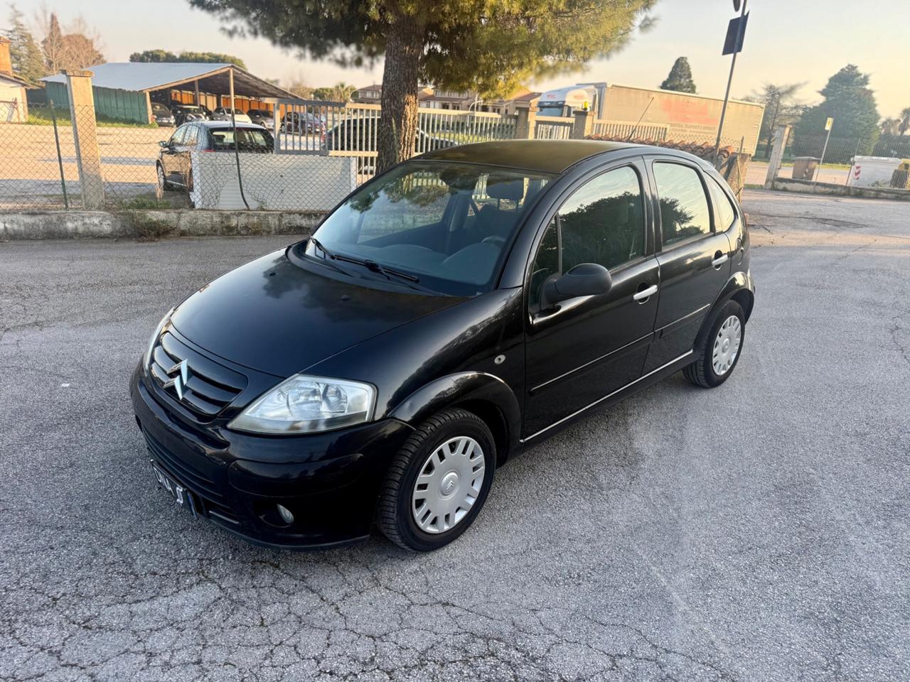 Citroen C3 Exclusive 1.1 benzina Unipropr NEOPATENTATI