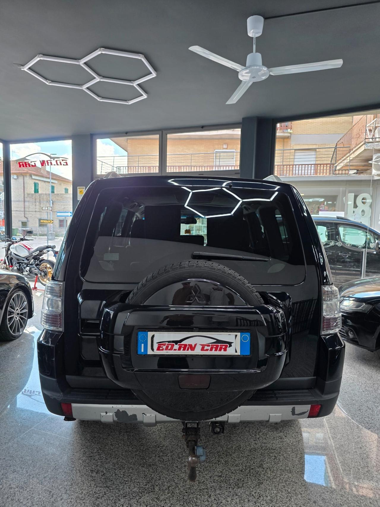 Mitsubishi Pajero 3.2 DI-D 16V aut. 5p. Instyle DPF