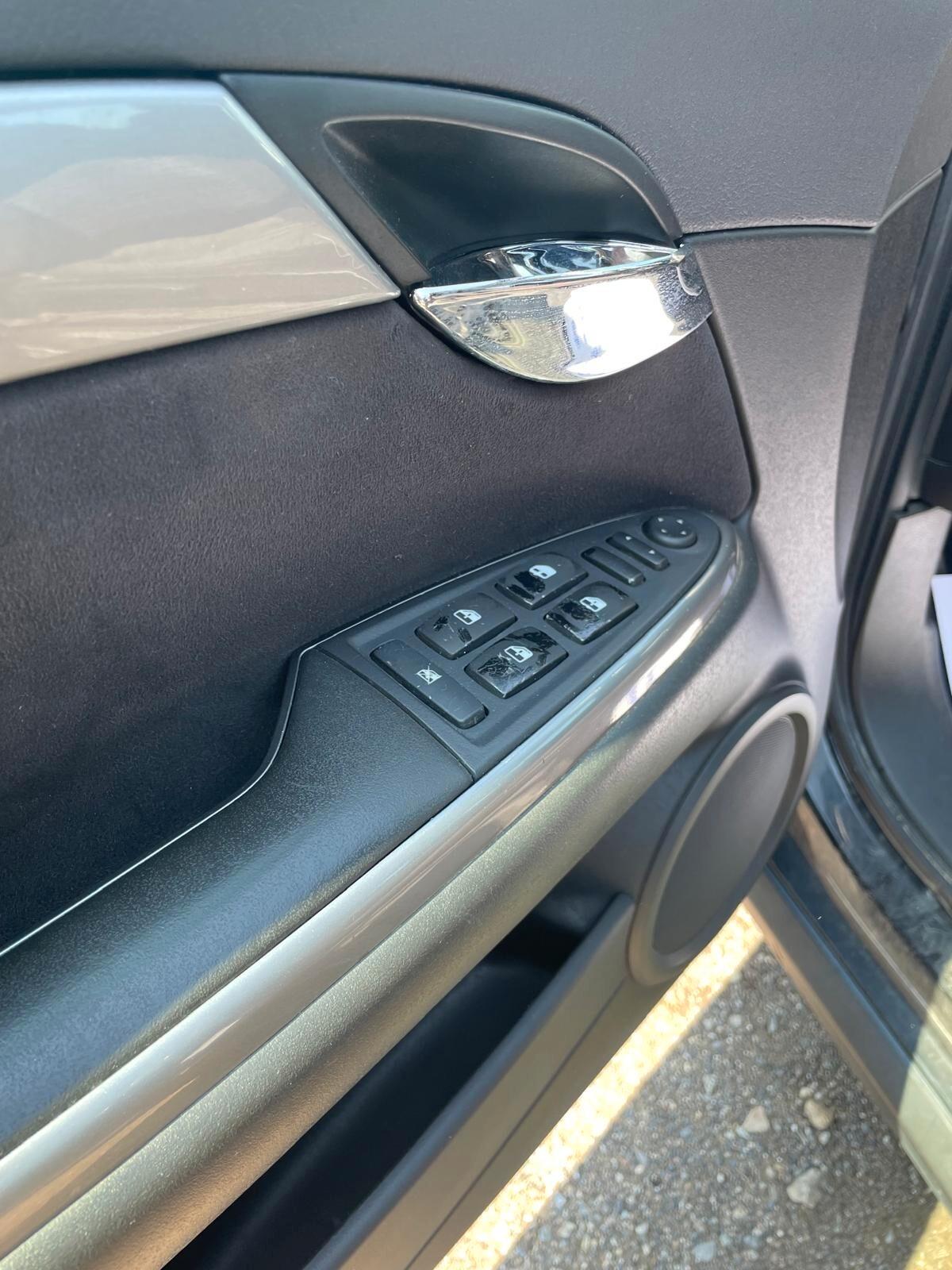 Fiat Croma 1.9 Multijet Emotion