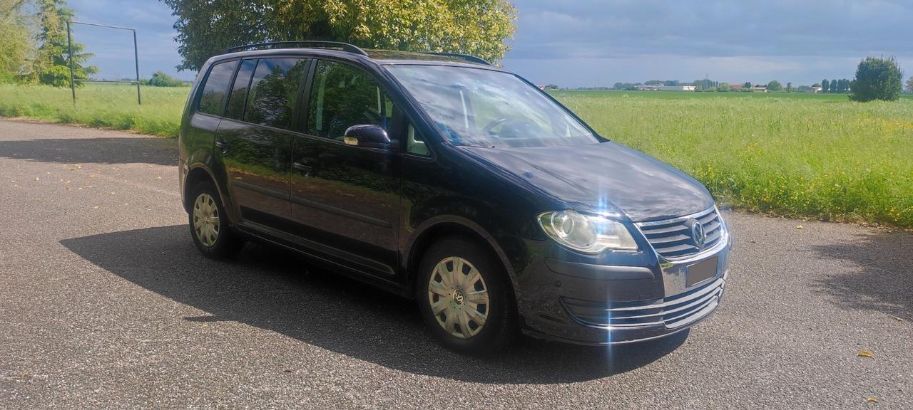 Volkswagen Touran 1.9 TDI 105CV Trendline / 7 posti