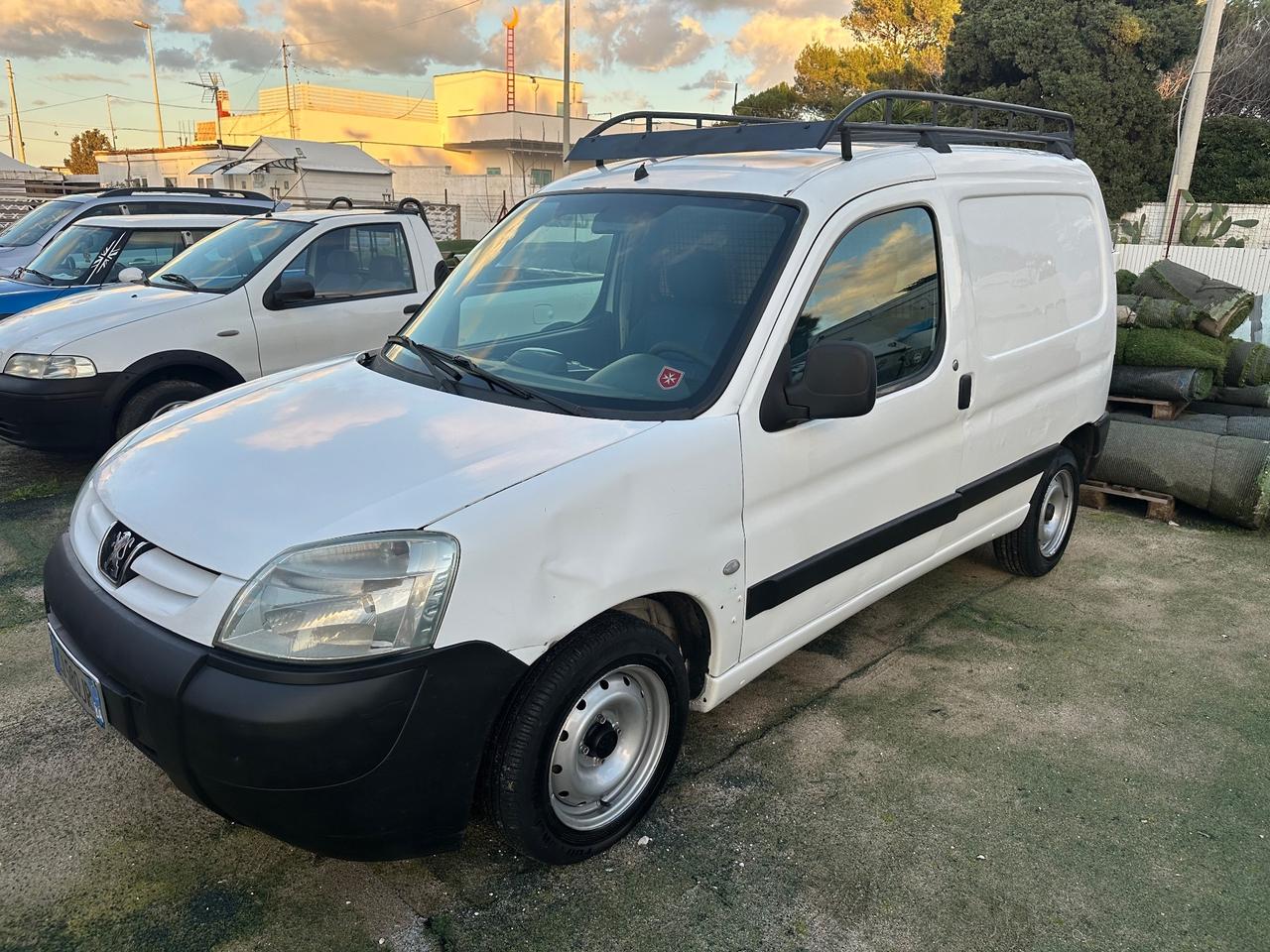 Peugeot Ranch 2.0 HDi 5p. XT