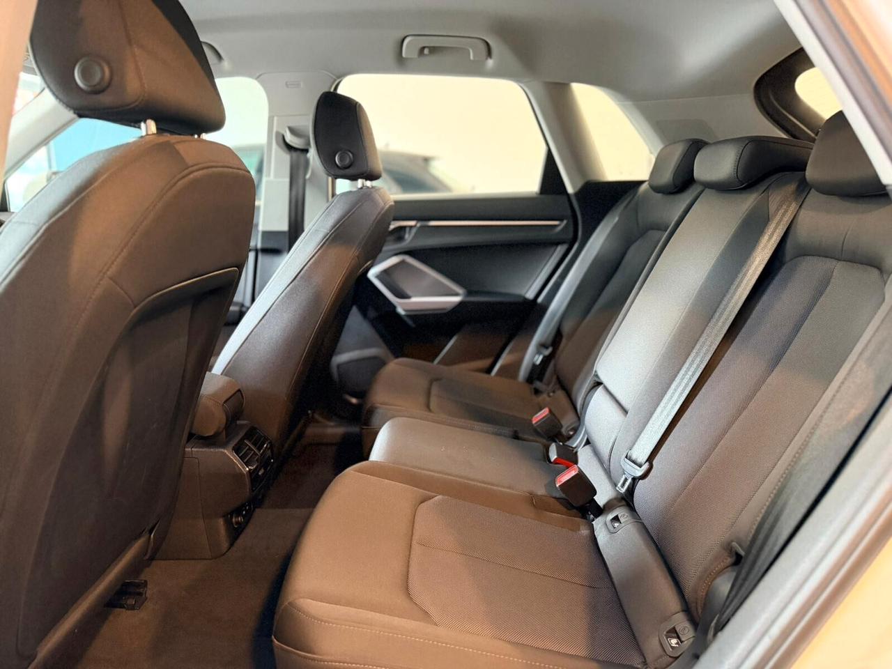 Audi Q3 35 2.0TDI 150 CV S-TRONIC NAVI