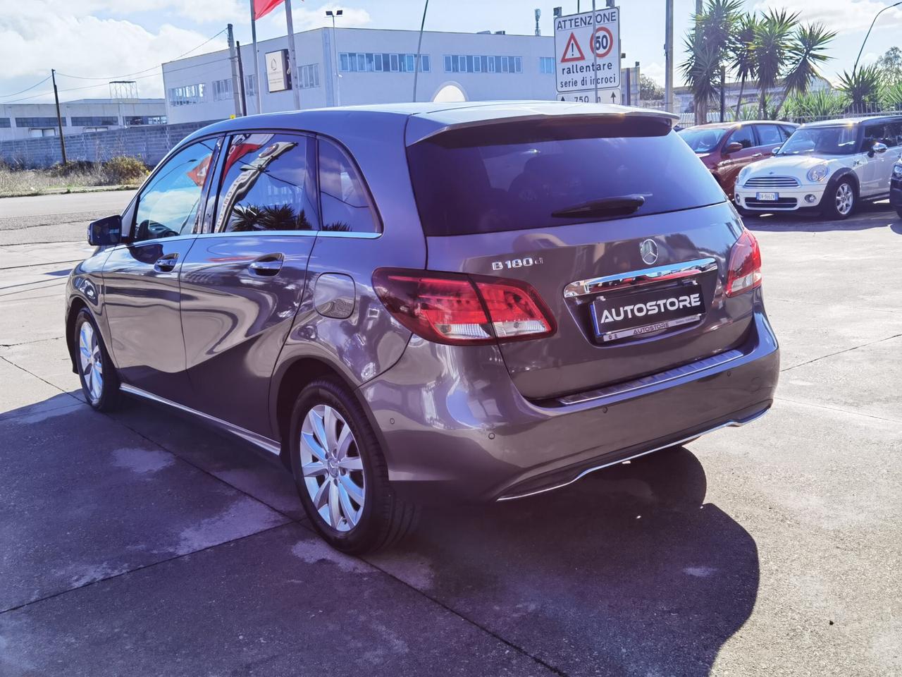 Mercedes-benz B 180 d Business