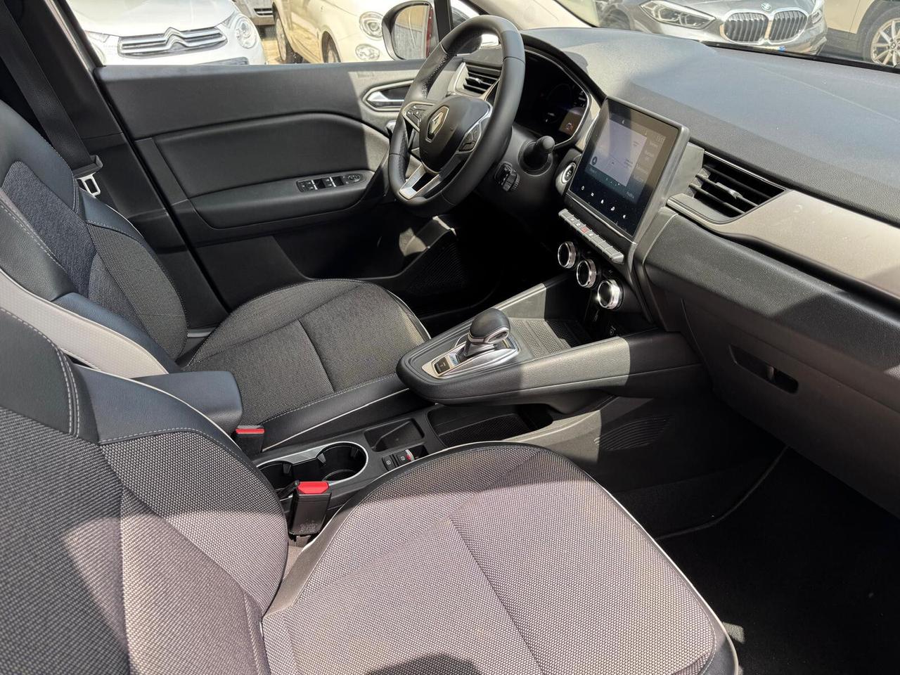 Renault Captur Plug-in Hybrid E-Tech 160 CV Intens