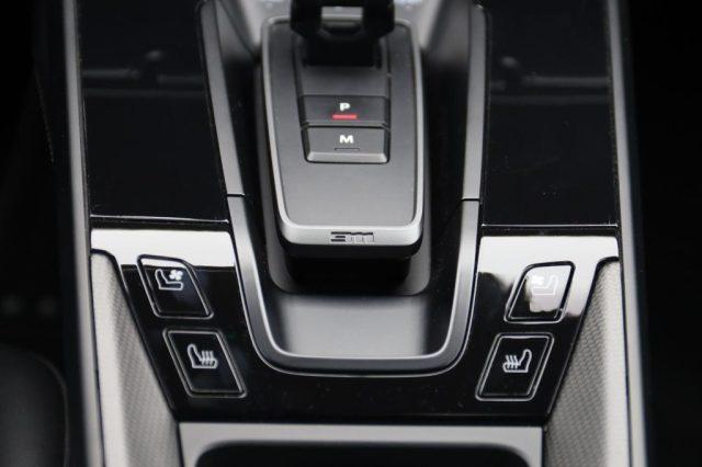 PORSCHE 911 992 Carrera 4 GTS Orange Lava