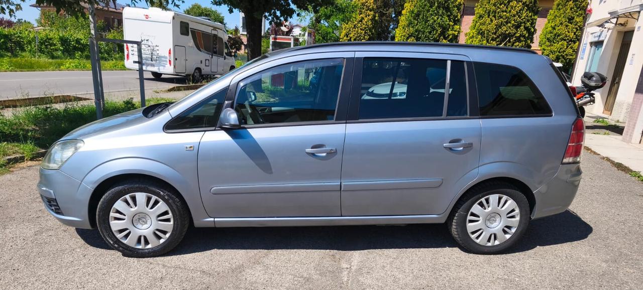 Opel Zafira 1.6 16V ecoM 94CV Cosmo