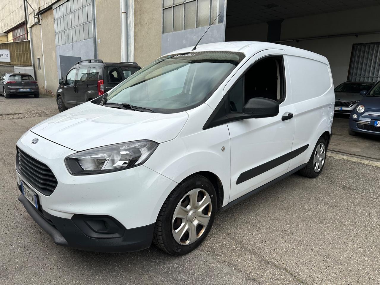 FORD TRANSIT COURIER