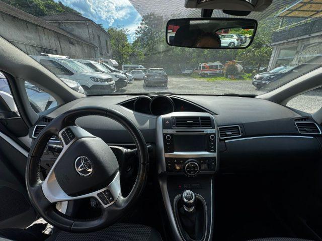 TOYOTA Verso 1.6 D-4D Active