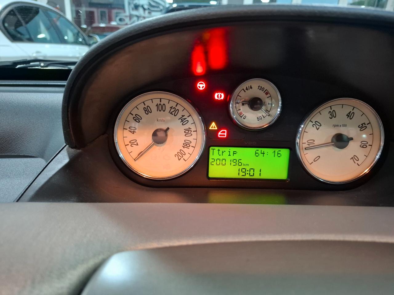 Lancia Ypsilon 1.2 benzina Neopatentati