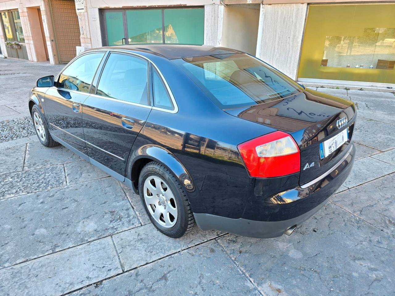 Audi A4 2.0 20V Benzina 130cv BERLINA GPL