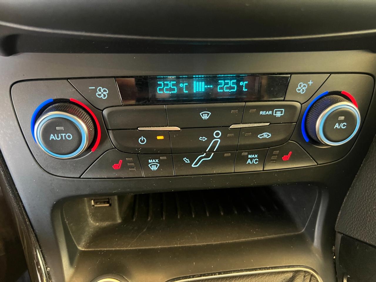 Ford Focus 1.5 EcoBoost 150 CV Start&Stop Titanium X unico proprietario