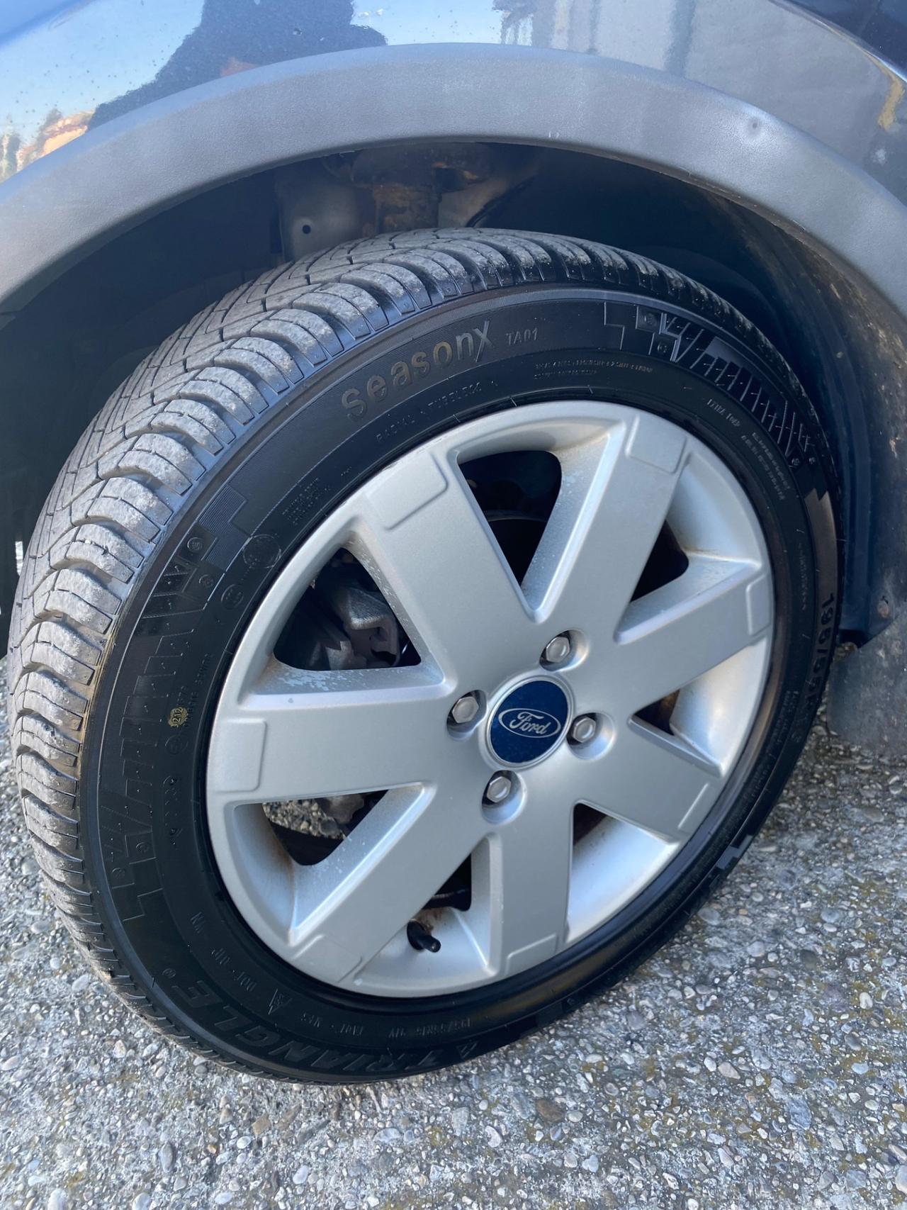 Ford Fusion 1.6 TDCi 5p. Collection Neopatentati