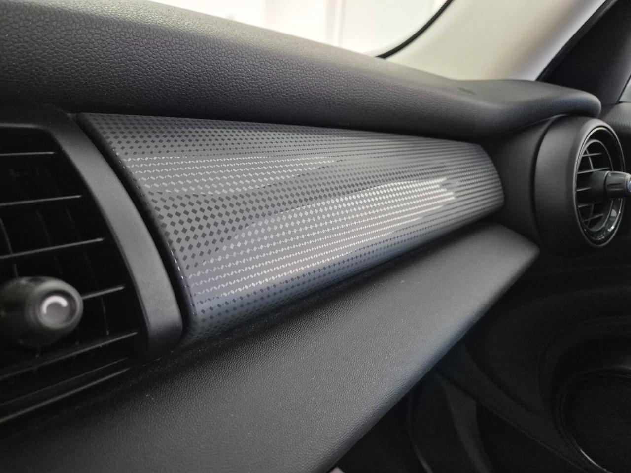 Mini Cooper D 1.5 Business 5 porte