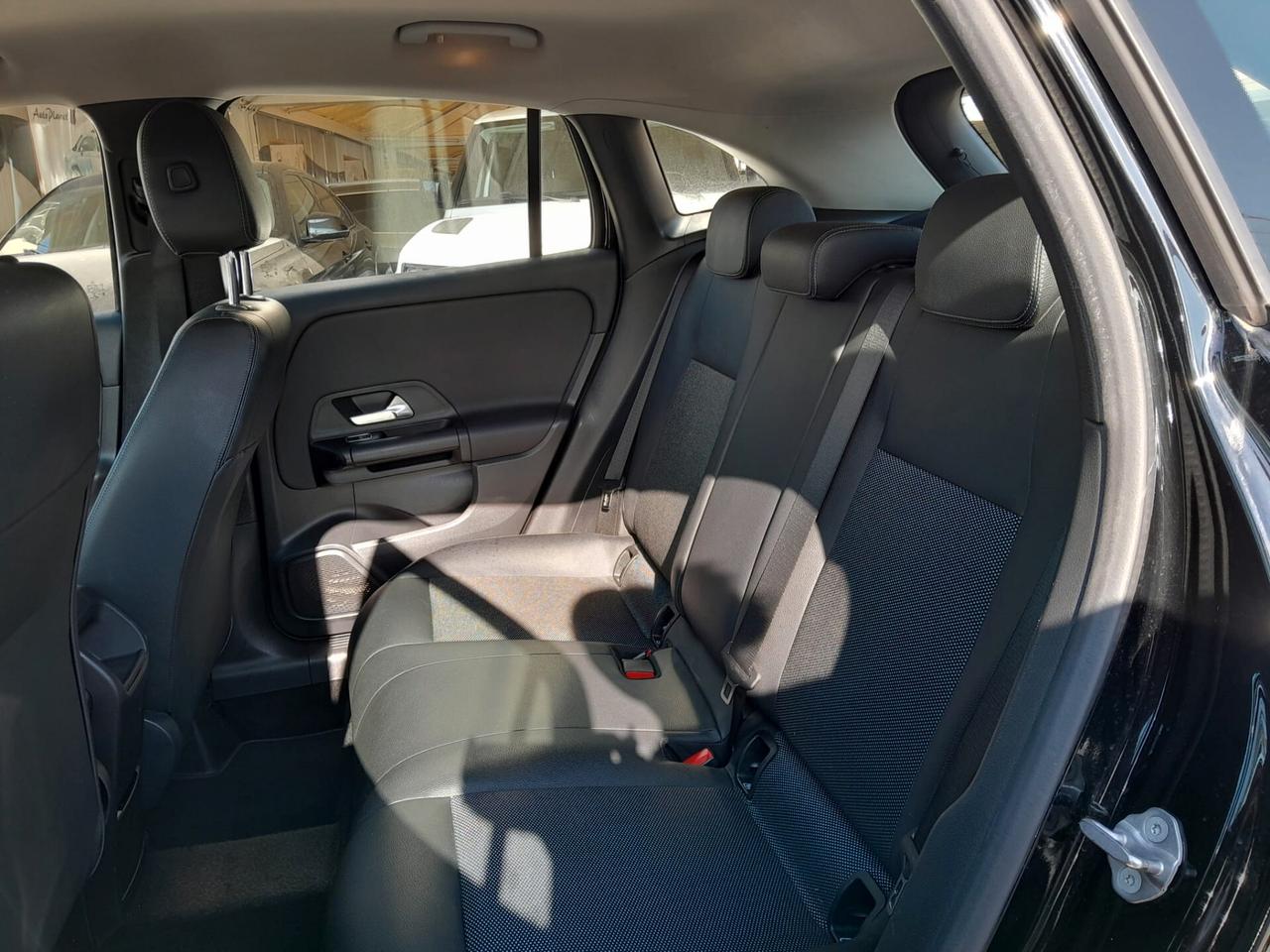 Mercedes-benz GLA 200 220 d Automatic Sport