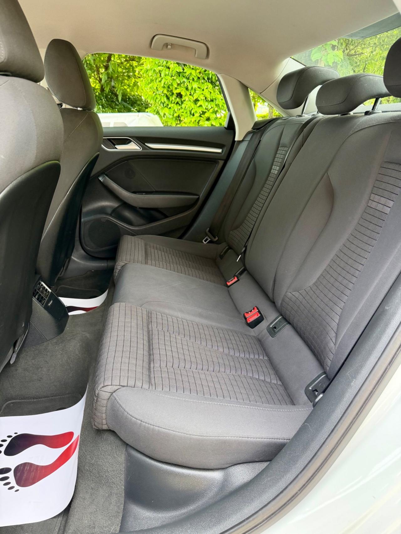 Audi A3 Sedan 2015 1.6 TDI OK NEOPATENTATI ! ! !