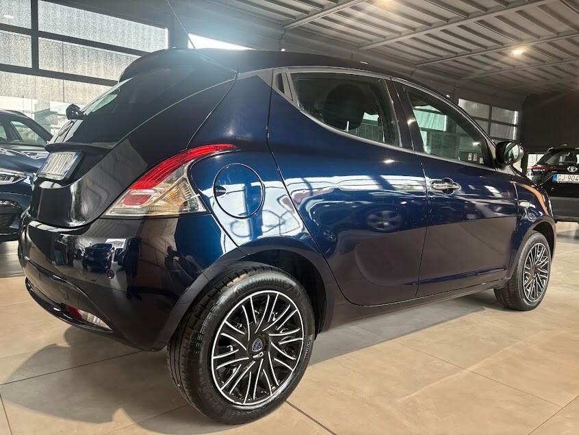 Lancia Ypsilon 1.2 69 CV 57.000KM NEOPATENTATI