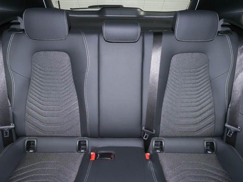 Mercedes-Benz GLA GLA 180 Automatic Progressive Advanced