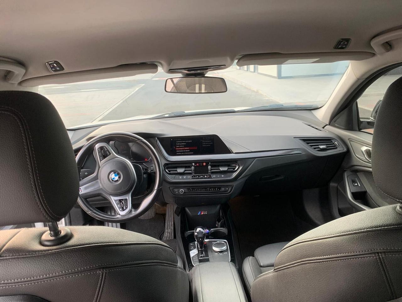 Bmw 116 116d 5p. Msport AUTO
