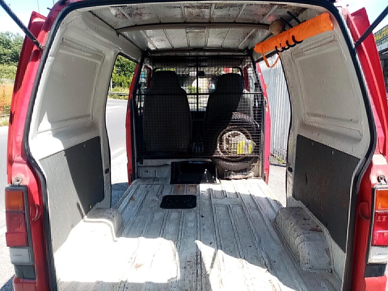 BEDFORD RASCAL 970 FURGONE