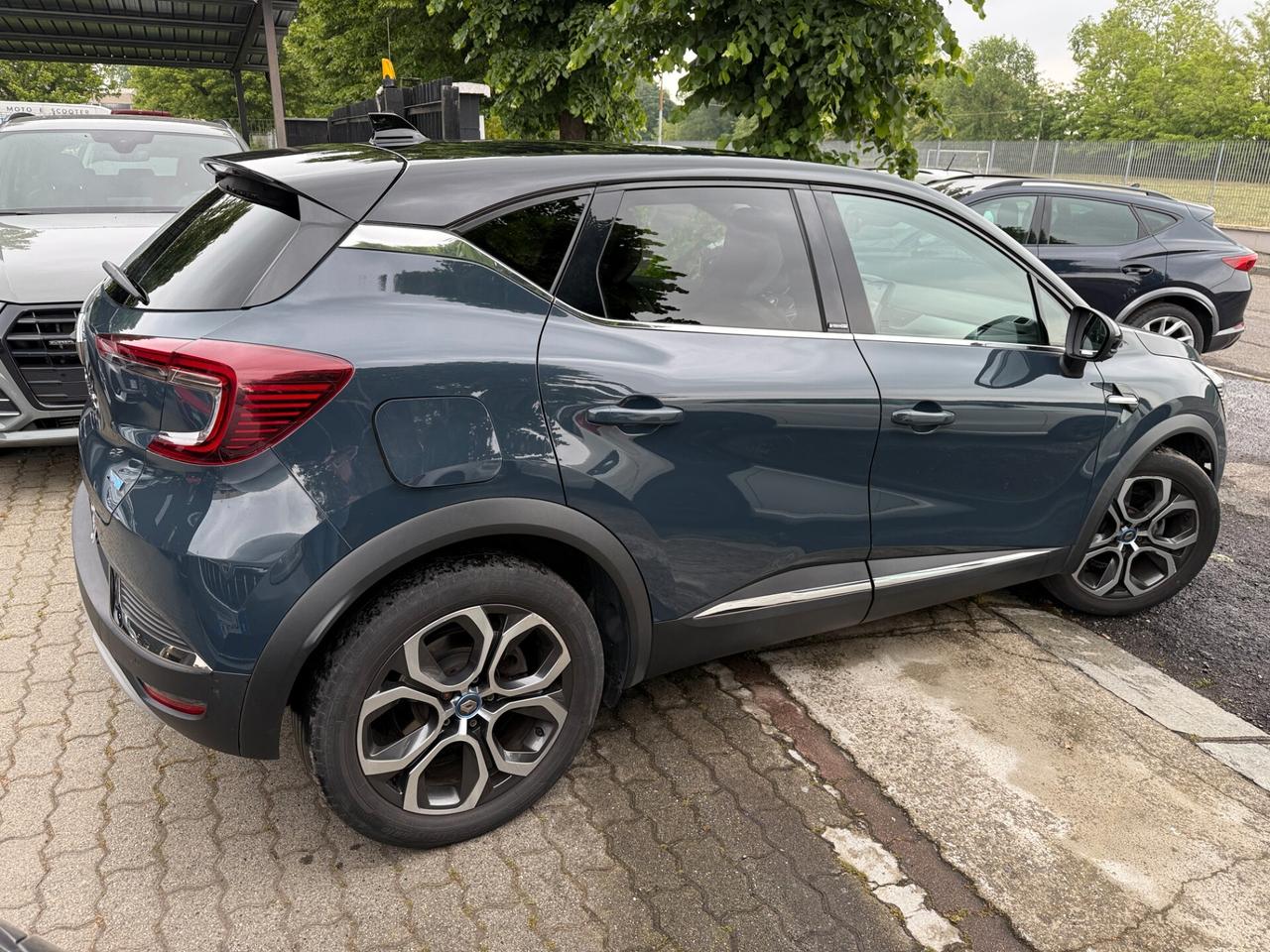 Renault Captur Plug-in Hybrid E-Tech 160 CV Intens