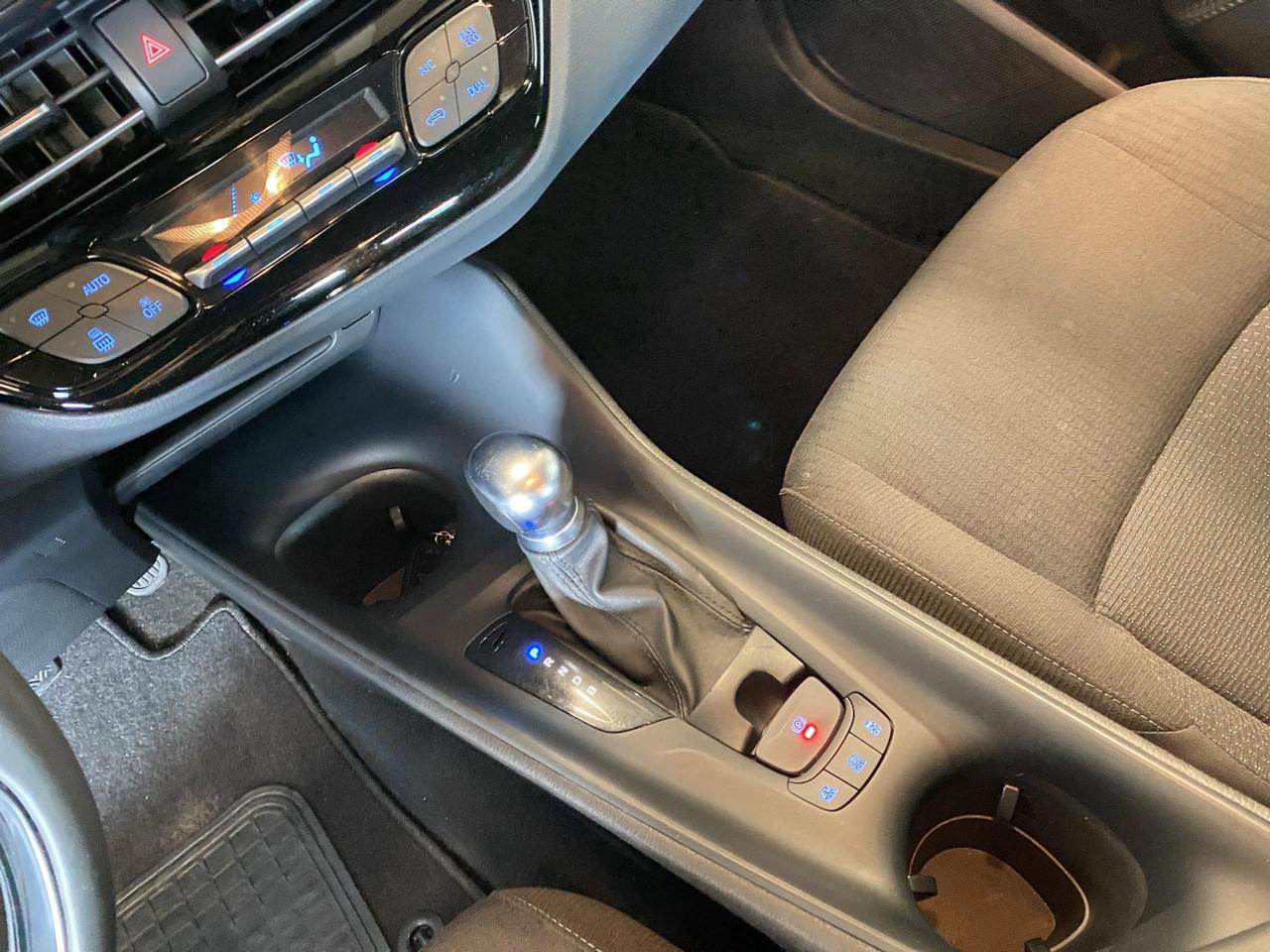 Toyota C-HR 1.8h Active 2wd e-cvt