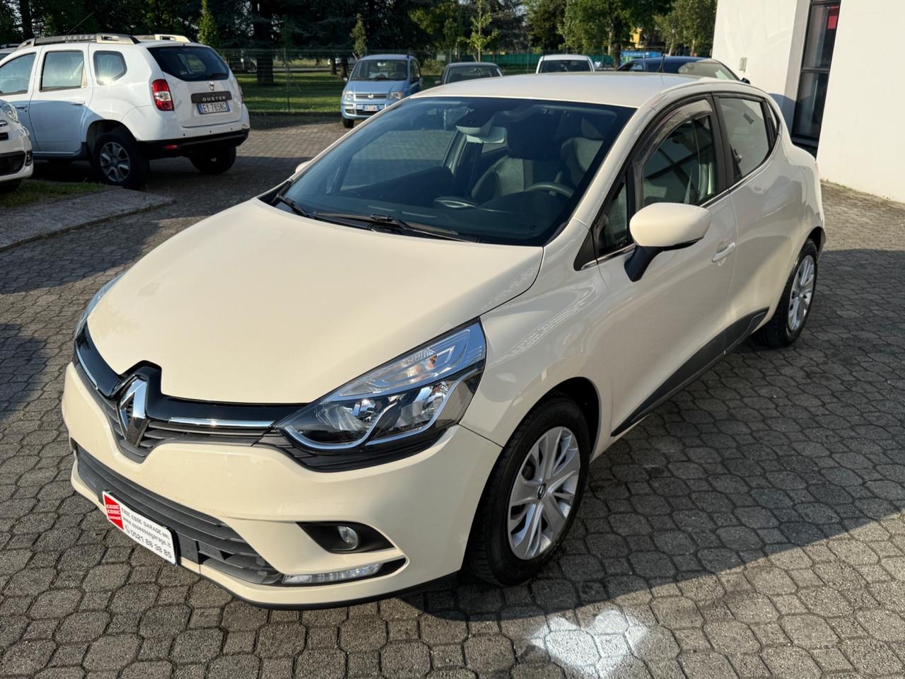 Renault Clio 1.2 75CV 5 porte Zen