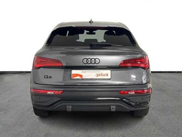 Audi Q5 SPB 55 TFSI e quattro S tronic Identity Black