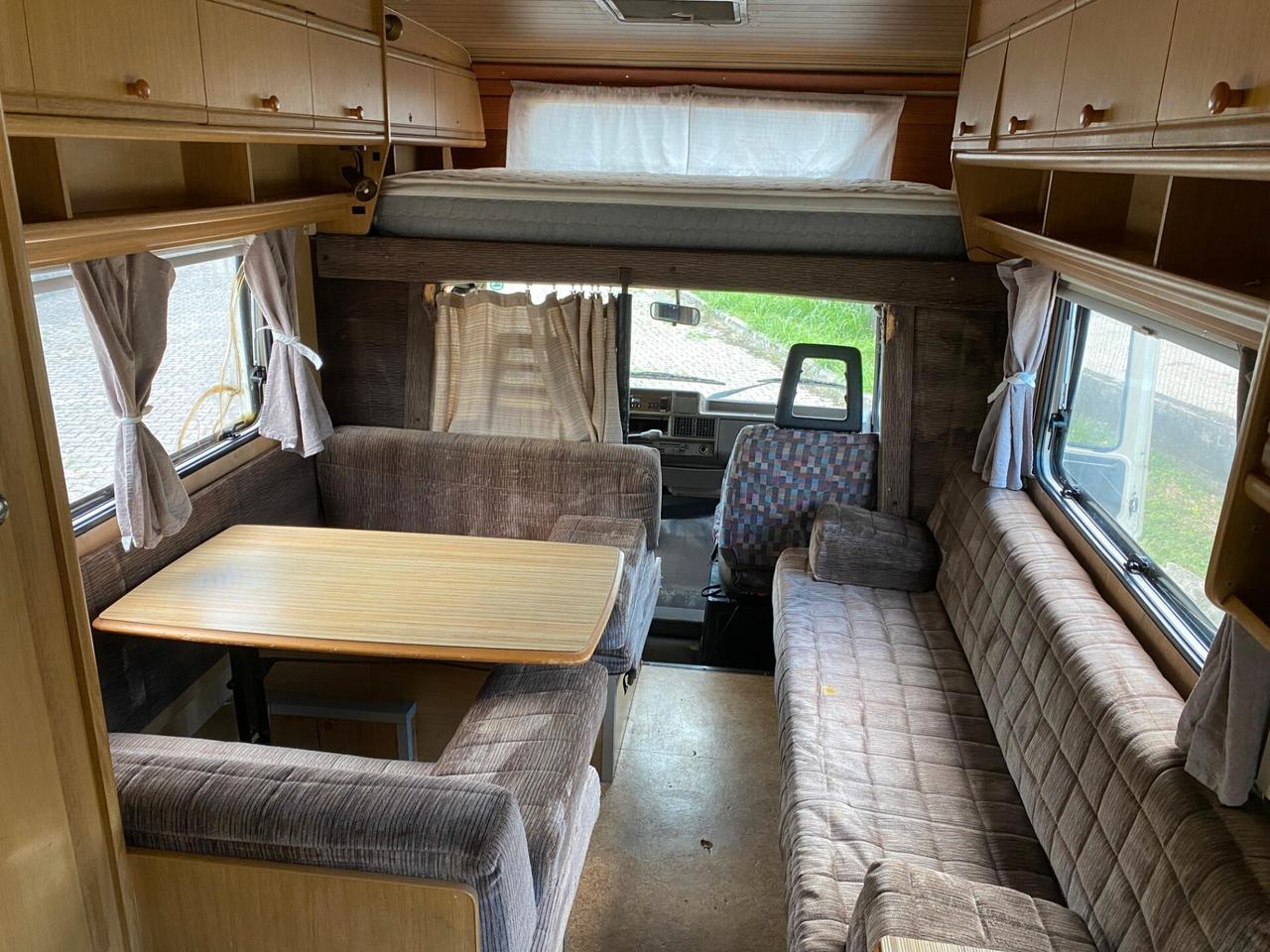 Peugeot J5 Ducato 2.5D Globetrotter Dethleffs 5Posti