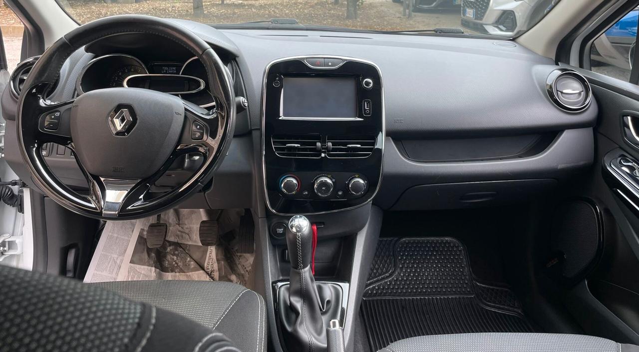 Renault Clio 1.2 NEO UNICO PROPRIETARIO 2014