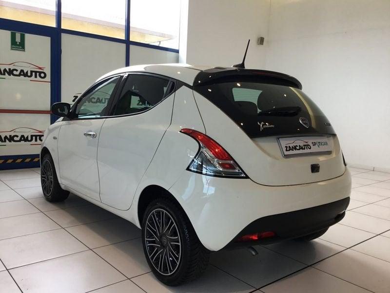 Lancia Ypsilon 1.0 FireFly 70cv Hybrid Gold Plus MY23
