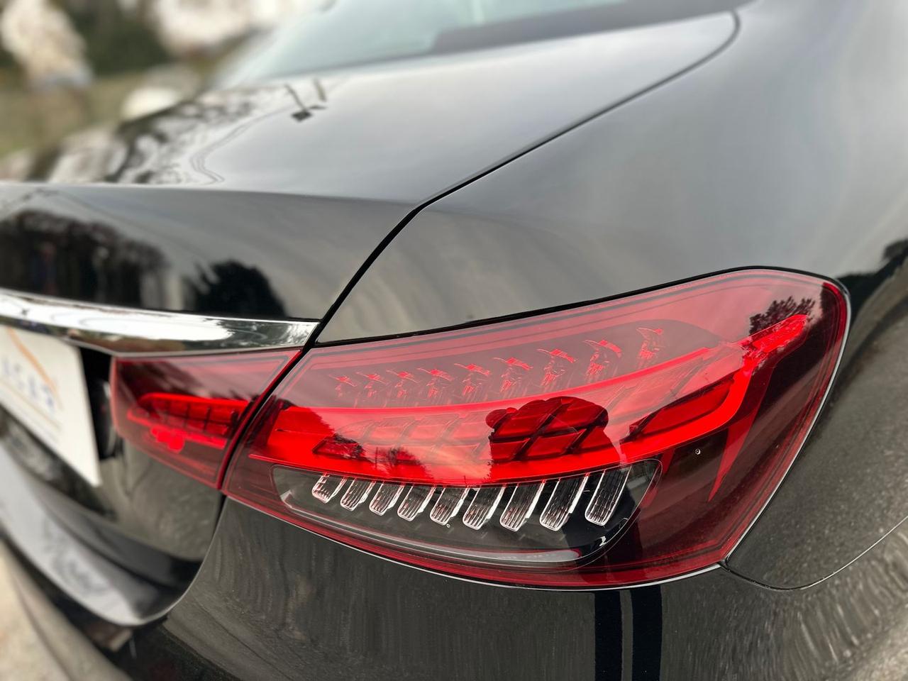 Mercedes-Benz E 220 AMG Line Advanced E 220 #7987