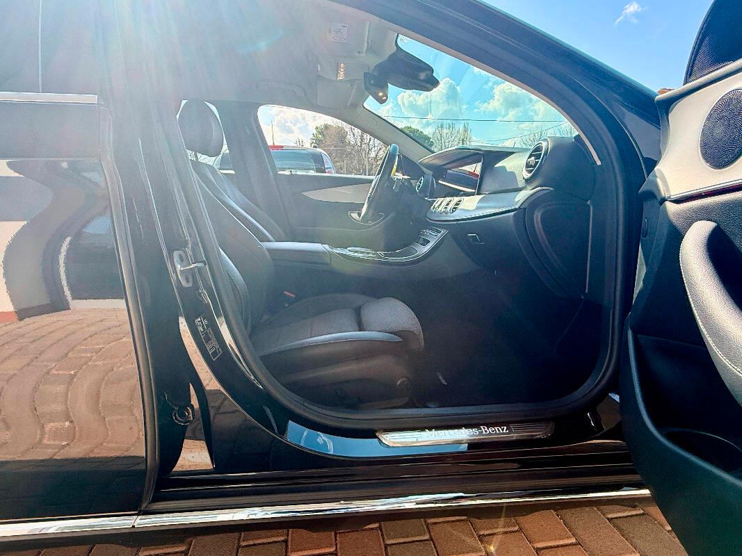 Mercedes Classe E 220 d mhev Business Sport 4matic auto