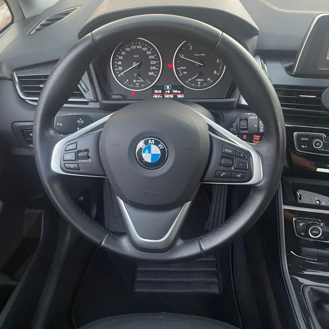 Bmw serie 216d - 116CV