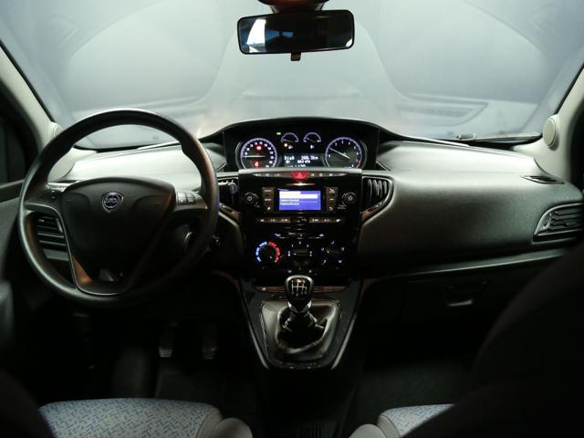 LANCIA Ypsilon 1.0 FireFly 5 porte S&S Hybrid Ecochic Silver