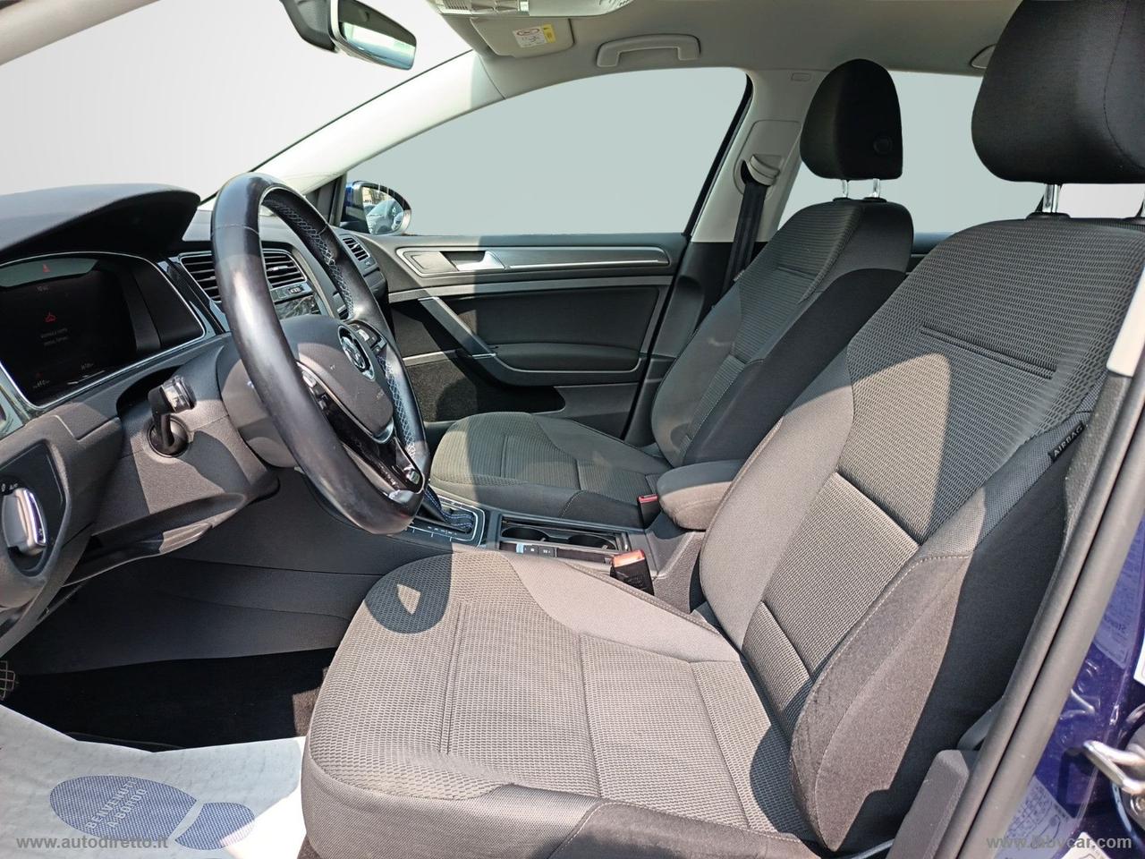 VOLKSWAGEN e-Golf 136 CV