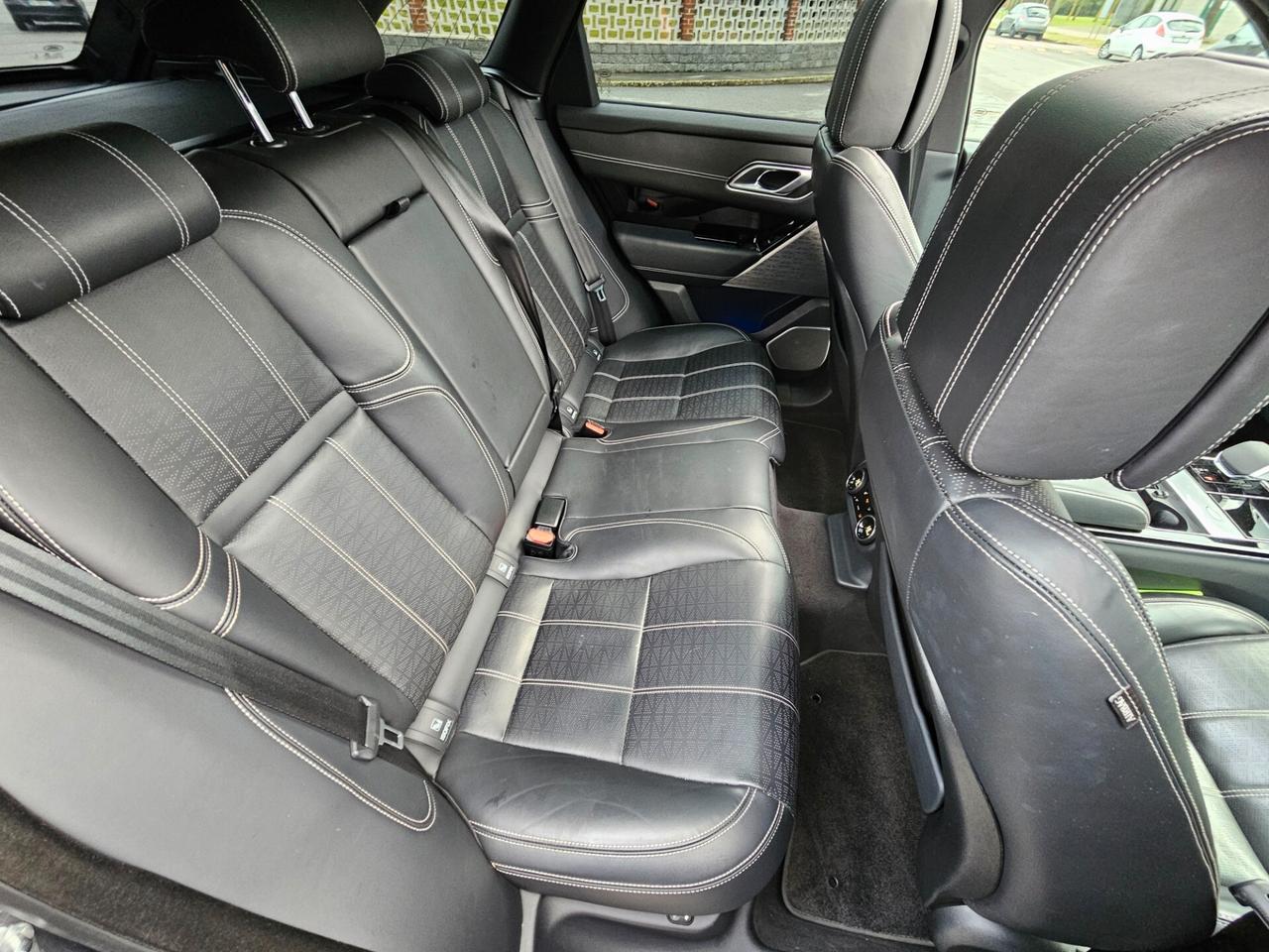 Range Velar 3.0D l6 300 CV R-Dynamic HSE STRAFULL