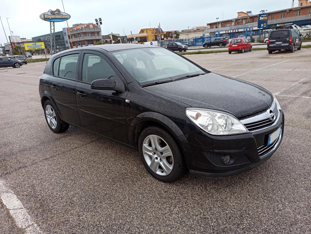 Opel Astra 1.7 CDTI 110CV 5 porte Cosmo